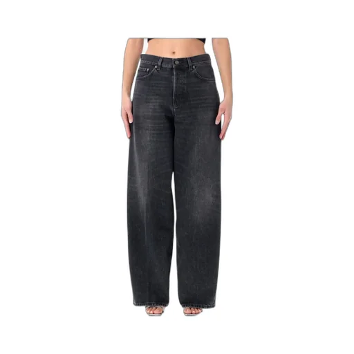 Belt-Loop Jeans