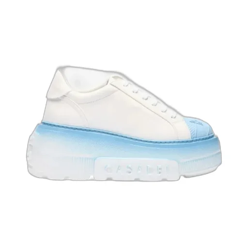 Round-Toed Athletic Shoes