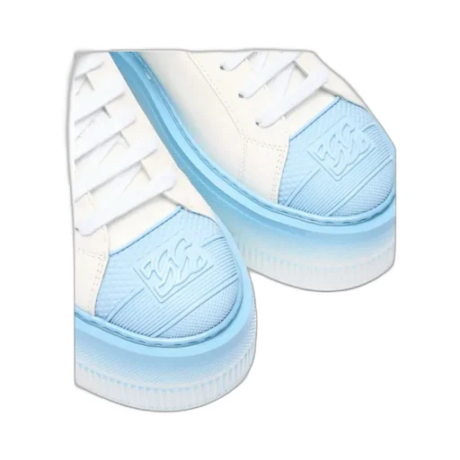 Round-Toed Athletic Shoes