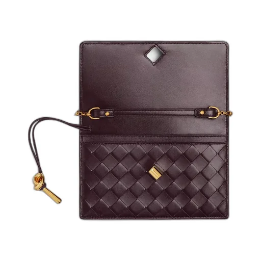 Andiamo Pouch On Chain