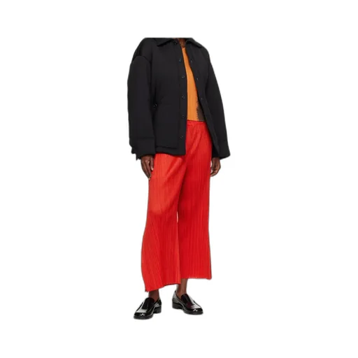 Pumped-T Button-Fastening Jacket