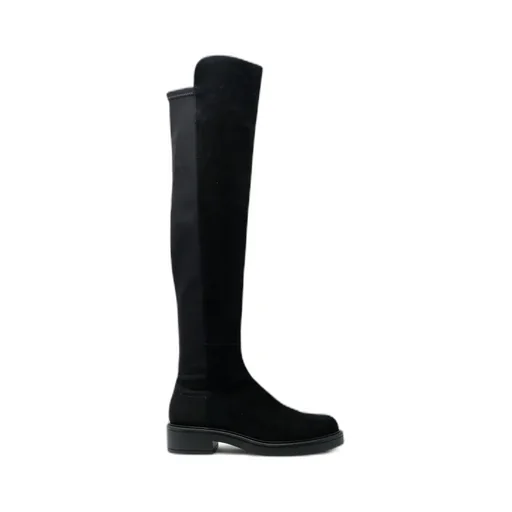 Round-Toed Boots