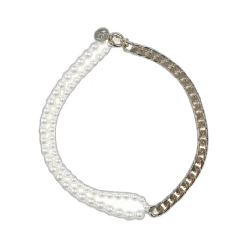 Necklace With Chain And Pearls