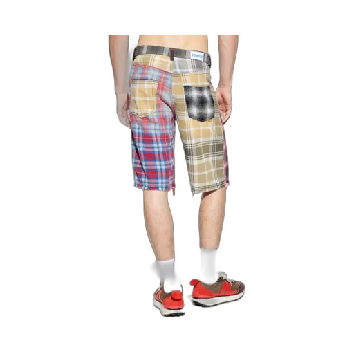 Check Shorts