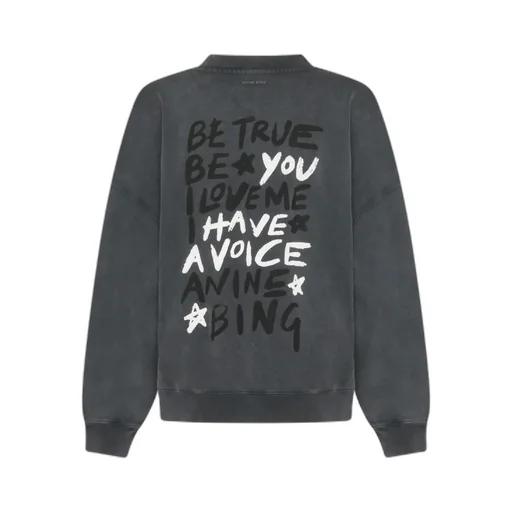 Long-Sleeved Sweatshirt