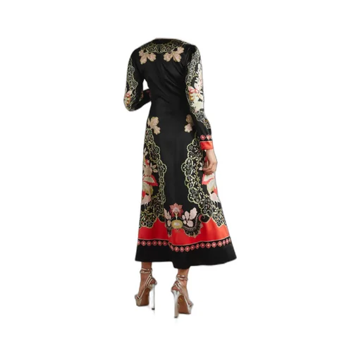 Clingy Swing Placed Long-Sleeve Maxi Dress