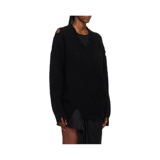 Long-Sleeved Knitwear