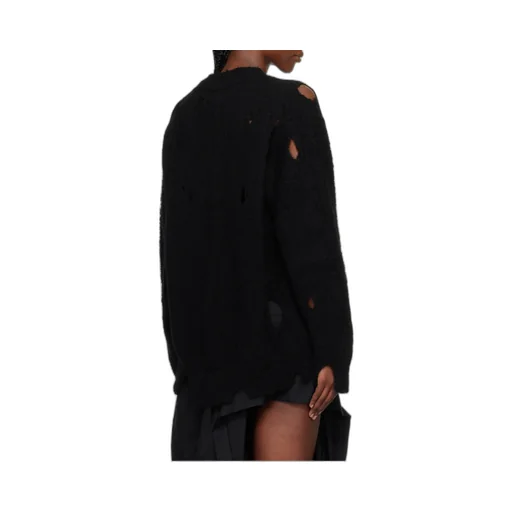 Long-Sleeved Knitwear