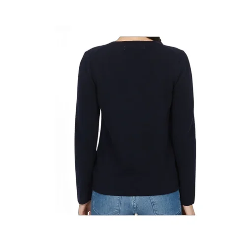 Long-Sleeved Knitwear