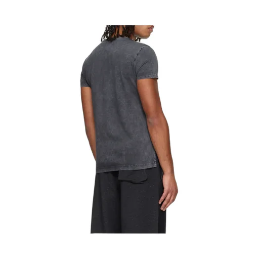 Short-Sleeved T-Shirt