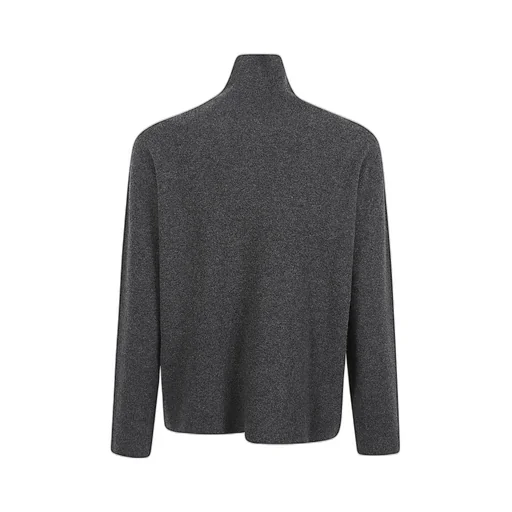 Long-Sleeved Knitwear