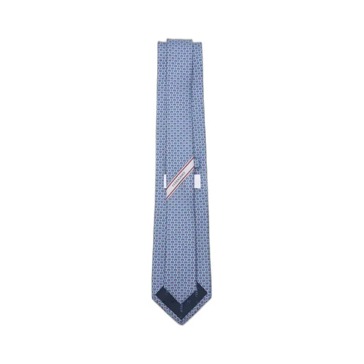 Pointed Tie