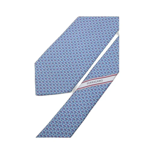 Pointed Tie