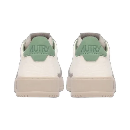 Autry Medalist Low-Top Sneakers