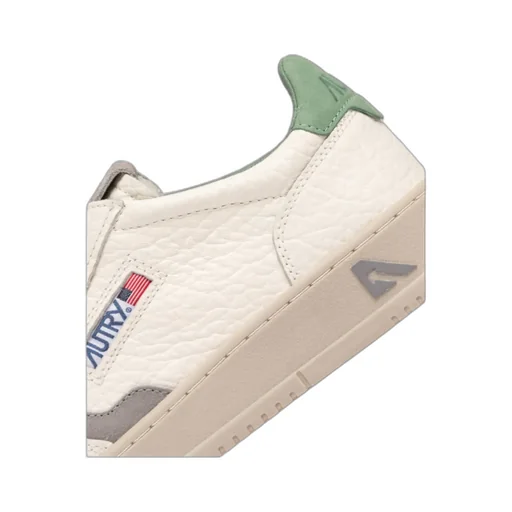 Autry Medalist Low-Top Sneakers