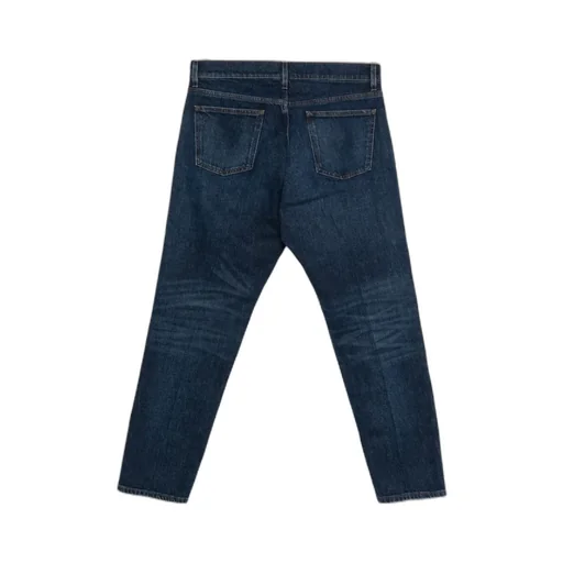 Belt-Loops Jeans