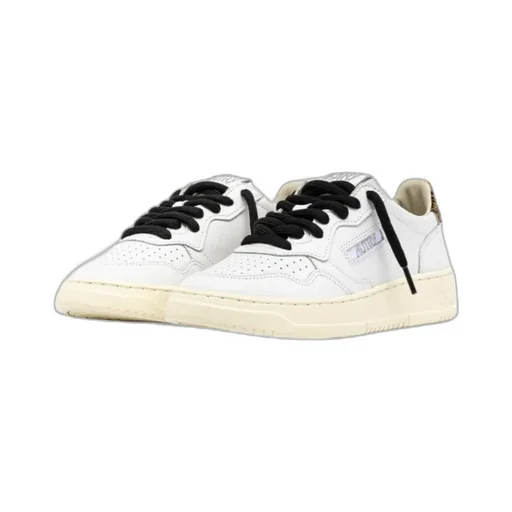 Autry Medalist Low-Top Sneakers