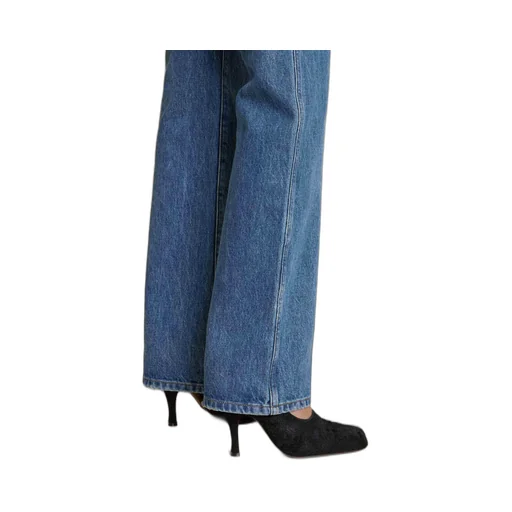 Danielle Stretch Jean