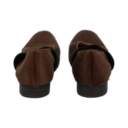 Square-Toed Ballet Shoes