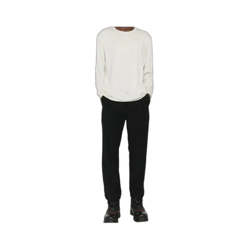 Crew Neck Long-Sleeved T-Shirt