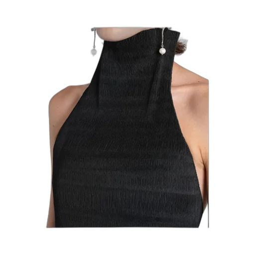 Open-Back Textured Top