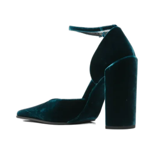 Square D'orsay Pumps In Velvet