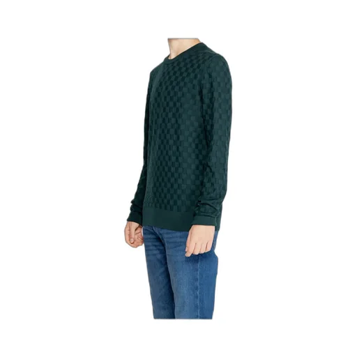 Long-Sleeved Knitted Pullover