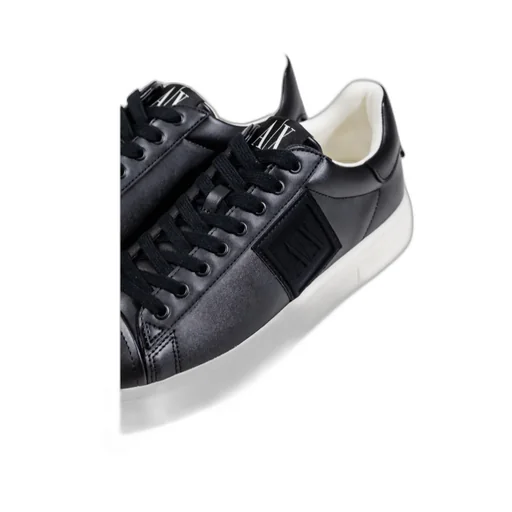 Round-Toe Low-Top Casual Shoes