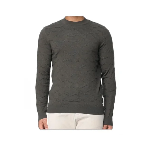 Long-Sleeved Knitted Shirt