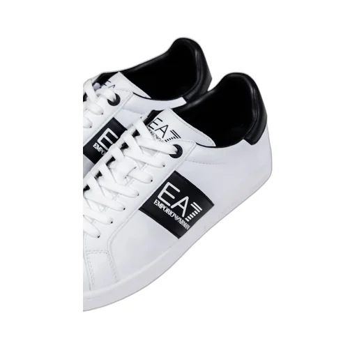 Ea7 Emporio Armani Logo Printed Low-Top Sneakers