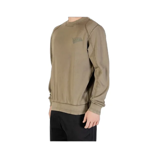 Long-Sleeved Sweatshirt