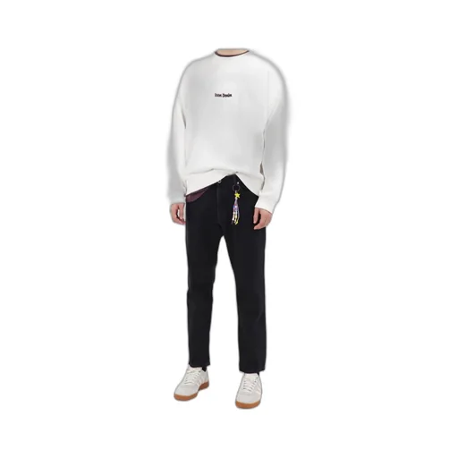 Belt-Loop Jeans