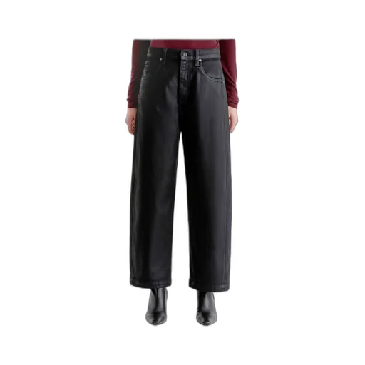 Cropped 5-Pocket Jeans.