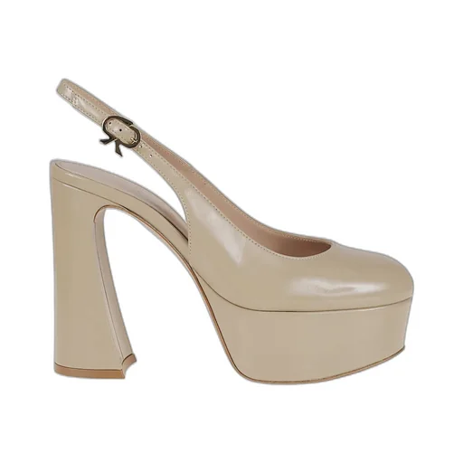 Gianvito Rossi Bessie Round Toe Platform Pumps