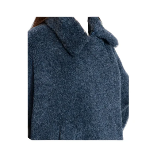 Lapel Cape