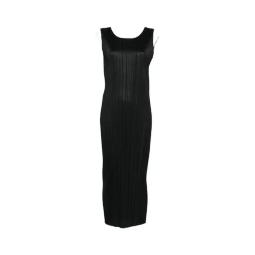 Round Neck Dress