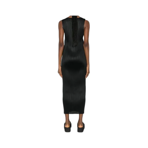 Round Neck Dress