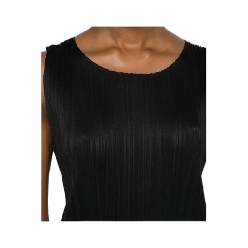 Round Neck Dress
