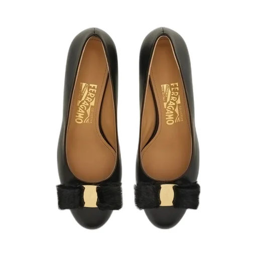 Vara Block Heel Pump