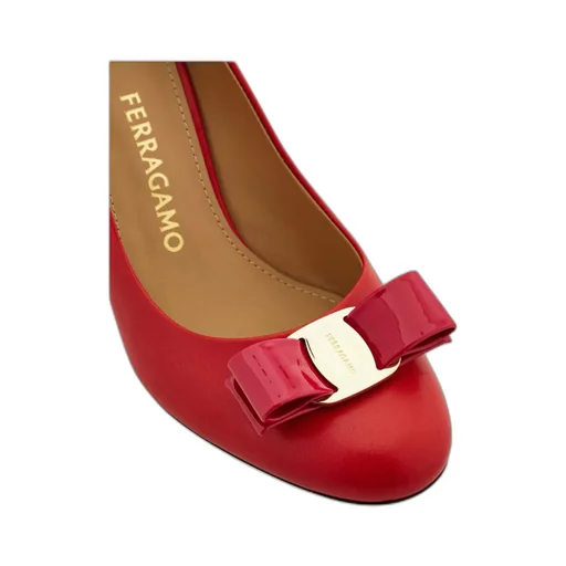 Vara Bow Pump Shoe
