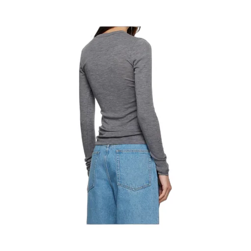 Round Neck Long-Sleeved T-Shirt