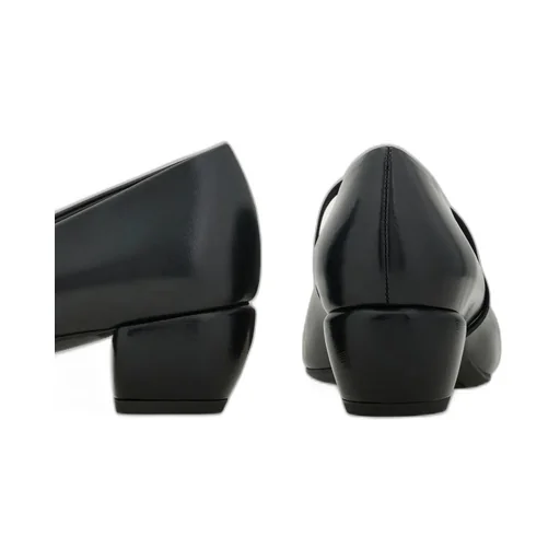 New Vara Plate Pump