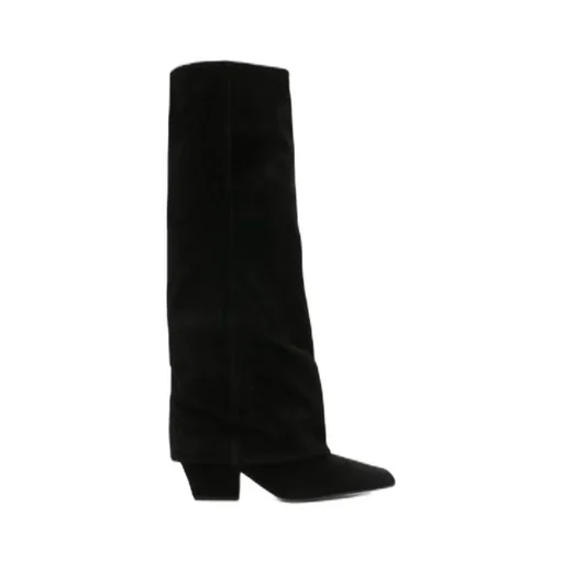 Pointed-Toe Boots