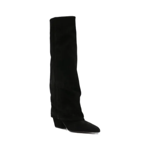 Pointed-Toe Boots