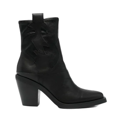 Round-Toed Ankle Boots