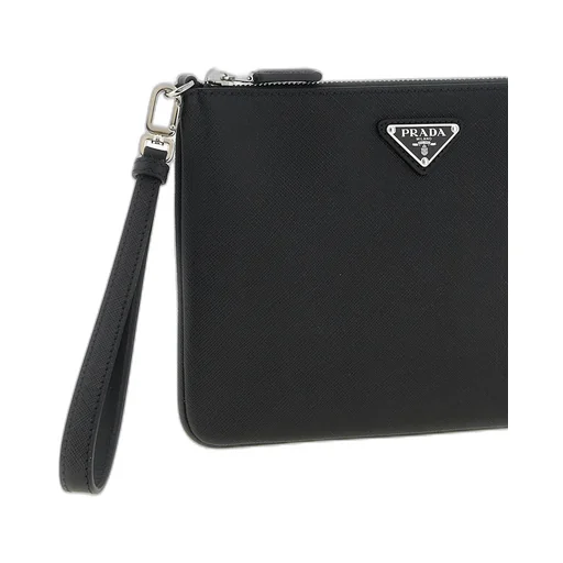Zipper Clutch