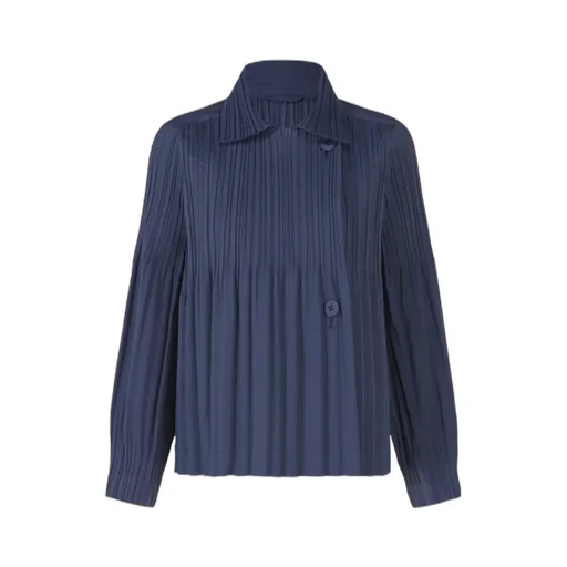 Plissé Collared Jacket