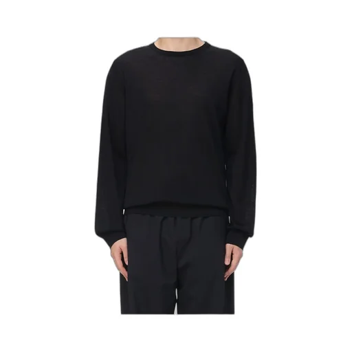 Long-Sleeved Knitwear