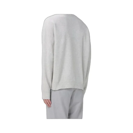Long-Sleeved Knitwear