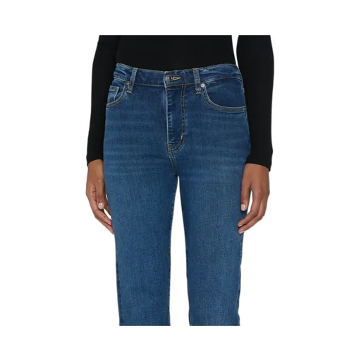 Frame Button Detailed Straight Leg Jeans